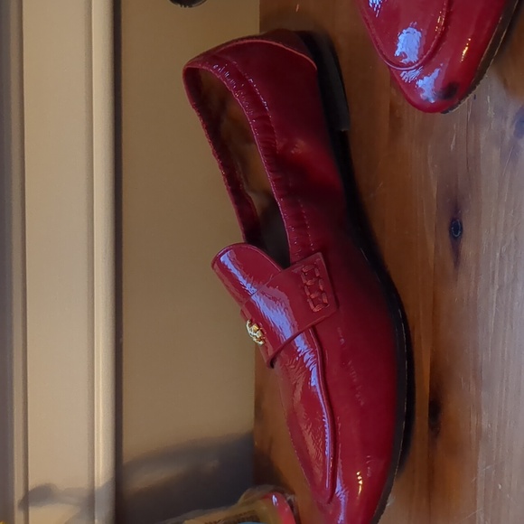 Tory Burch Almond Apron Toe Ballet Loafers in Tory Red Size 6 M - Picture 4 of 7